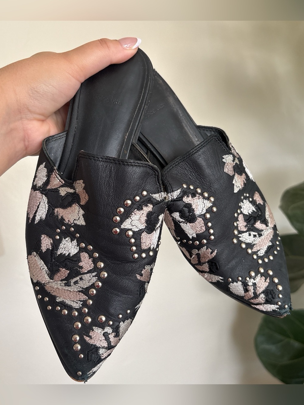 Dolce Vita Embroidered Black Mules - Picture 6 of 7